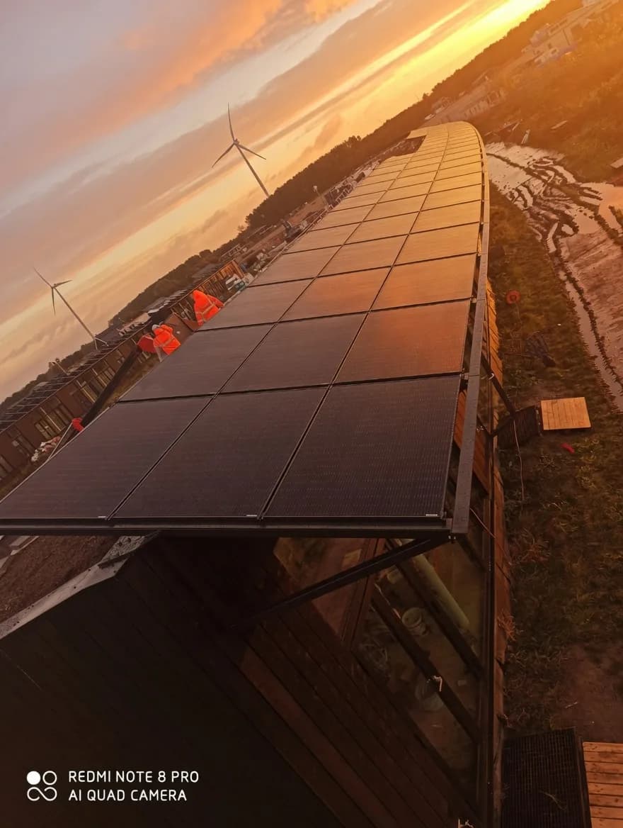 Zonnepanelen installatie — PV-optimalisatie met batterijopslag